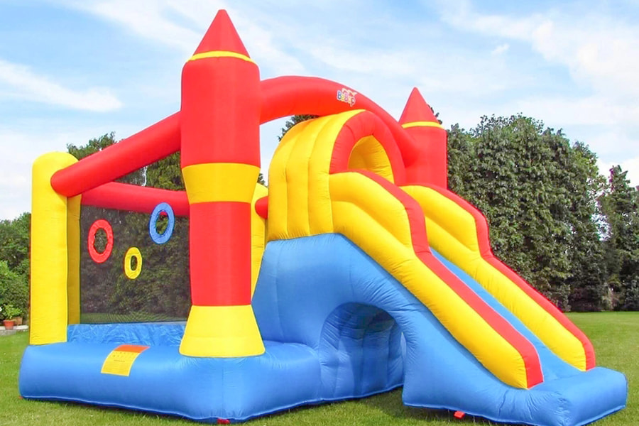 Kalis Api Kekuatan Tegangan Tinggi PVC Fabrik Kembung untuk Kanak-kanak Bouncy Castle Water Slide Kain Mainan Kembung PVC